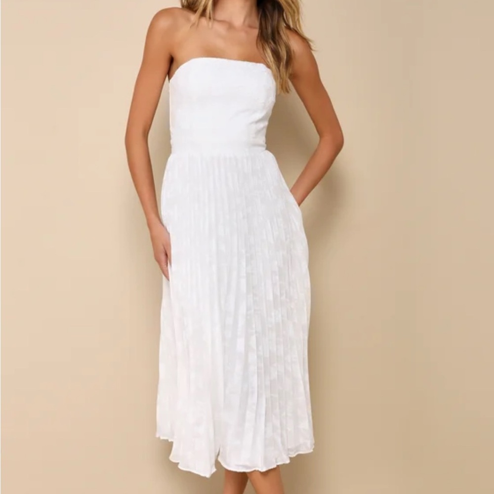 Lulus White Pleated Dress
